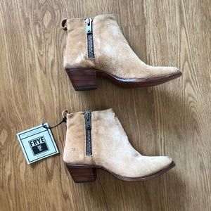 FRYE Booties-BRAND NEW